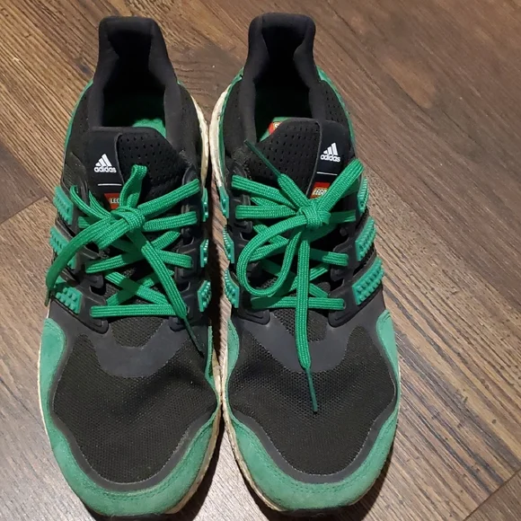 Adidas Ultra Boost Lego  Men's Black and Green Running Shoes Sz 9.5 - Picture 4 of 11